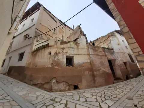 Casa en calle Cara Almazan, nº 18